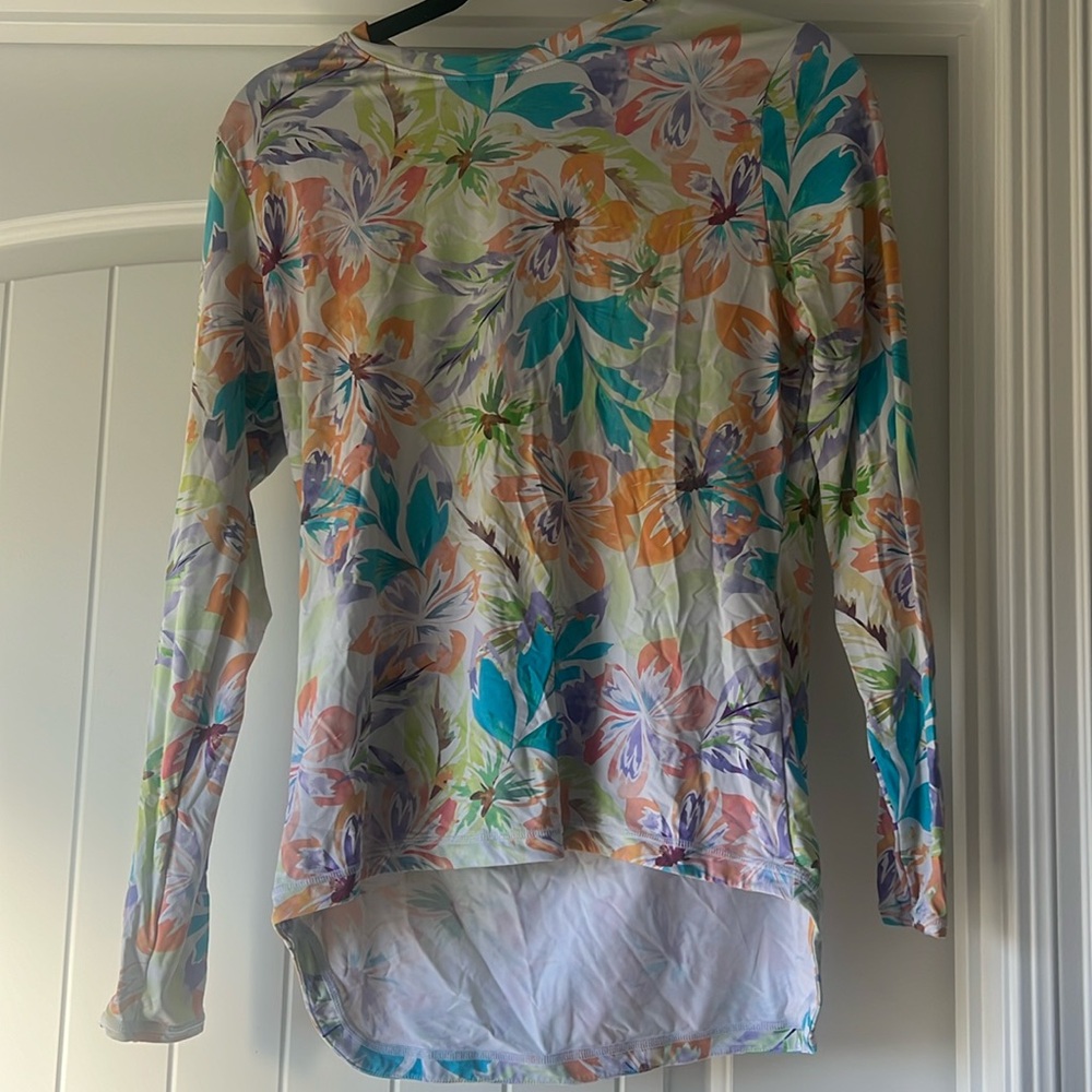 Roxy Women's Standard Rashguard - Picture 2 of 5